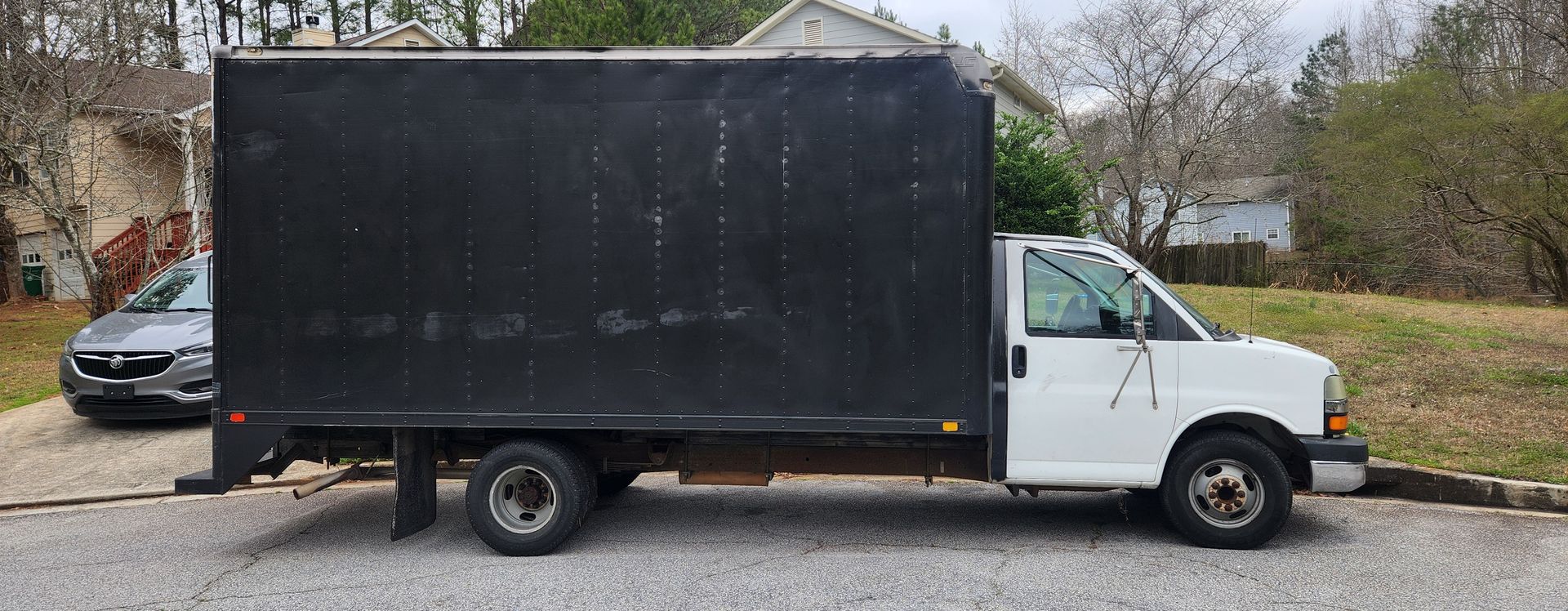 16ft. Box Truck for Sale
