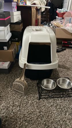 Cat litter box + Food/water bowls