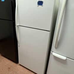 Refrigerator $285 With 30 Days Warranty 