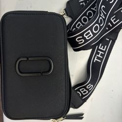 Black Purse 