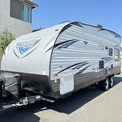 2018 Forest River Cruise Lite Toy Hauler