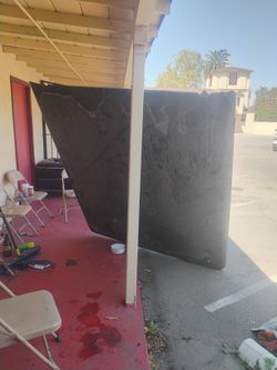 99 To 2006 GMC Or Silverado Bed Cover...