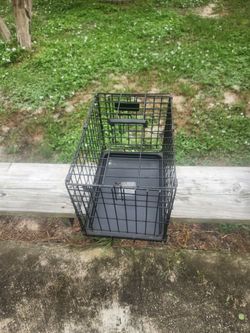 Small Black Wire Dog Crate with Tray