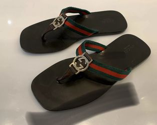 Gucci Sandals fits a 7 women