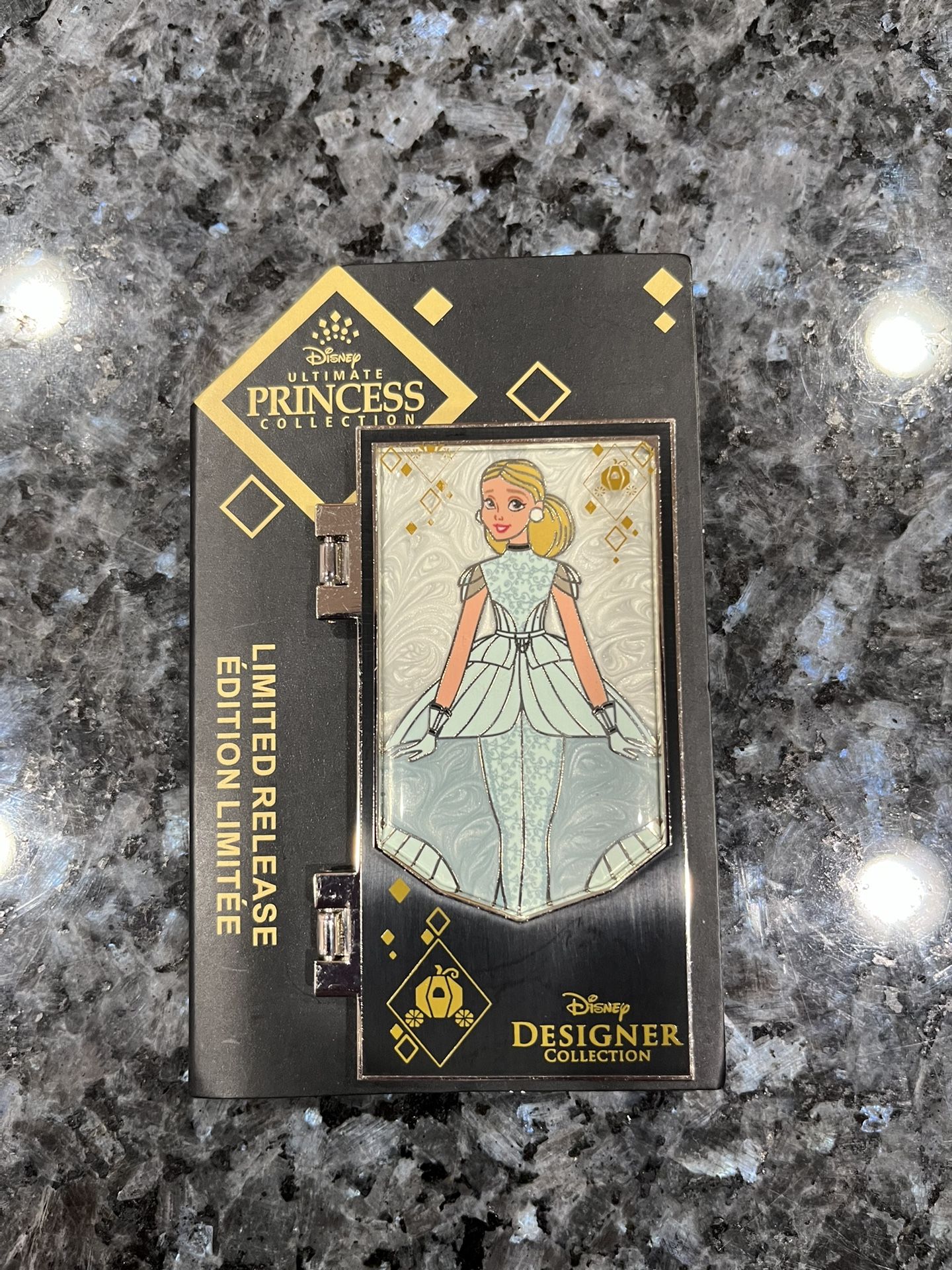 Disney Ultimate Princess Designer Collection Cinderella Limited Release Pin. Size approximately 3 inches long and 1 3/4 wide. Brand new on original