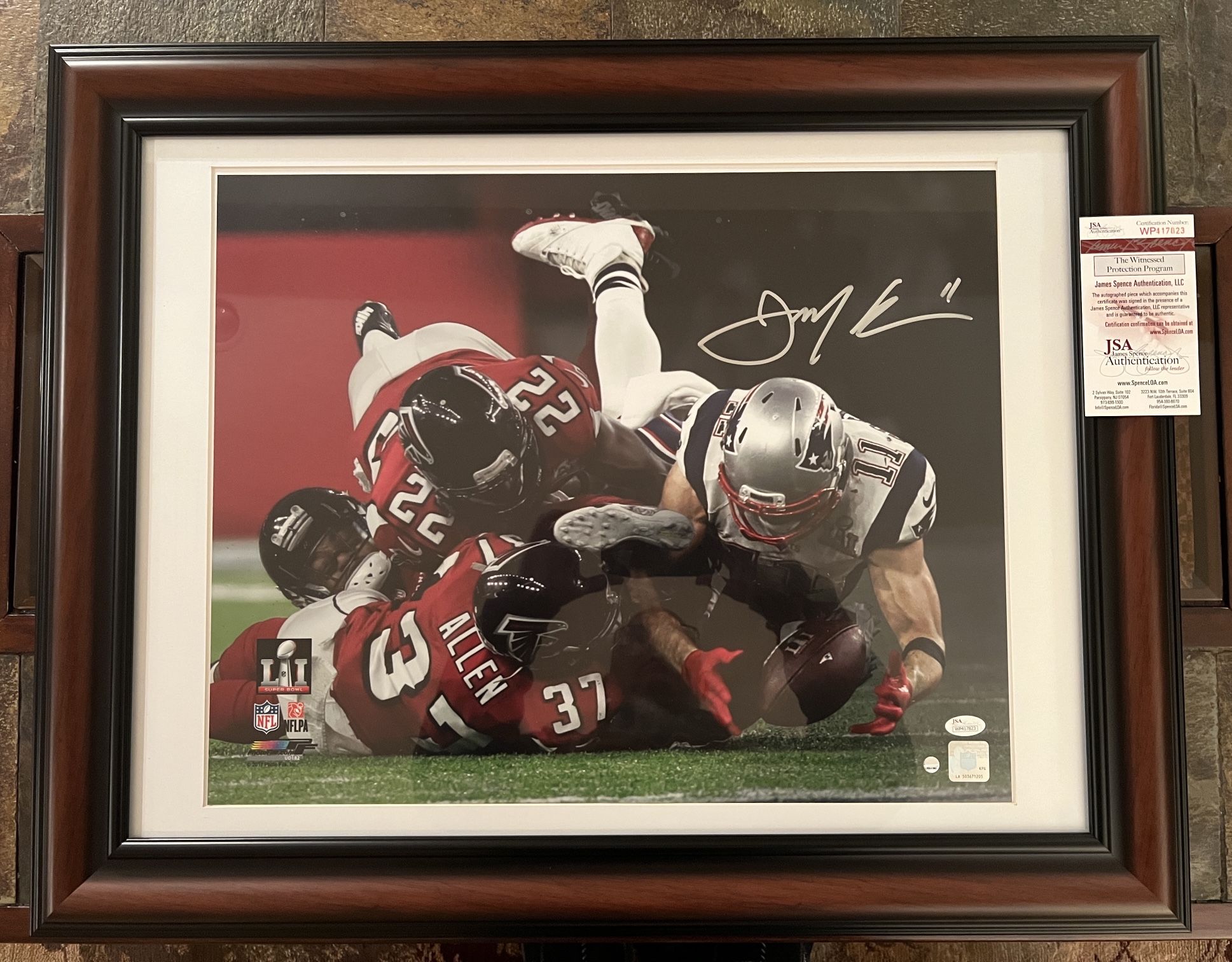 JULIAN EDELMAN SIGNED NEW ENGLAND PATRIOTS SUPER BOWL LI CATCH 16x20