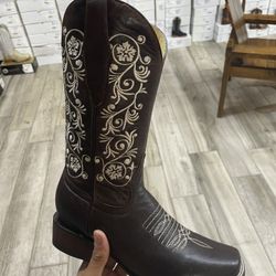 womens western boots