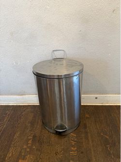 13 Gallons Stainless Steel Foot Pedal Trash Can