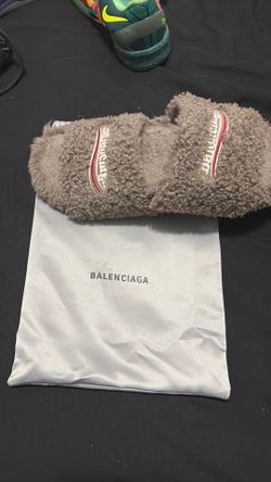 Balenciaga slides