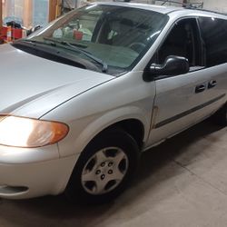 2003 Dodge Caravan