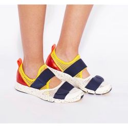 The Stella McCartney x adidas Zilia shoes size 5.5