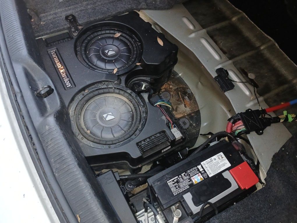 Dodge Charger Harmon Kardon Sub Box W. Kicker Sub Upgrade And Mono AMP Rockford