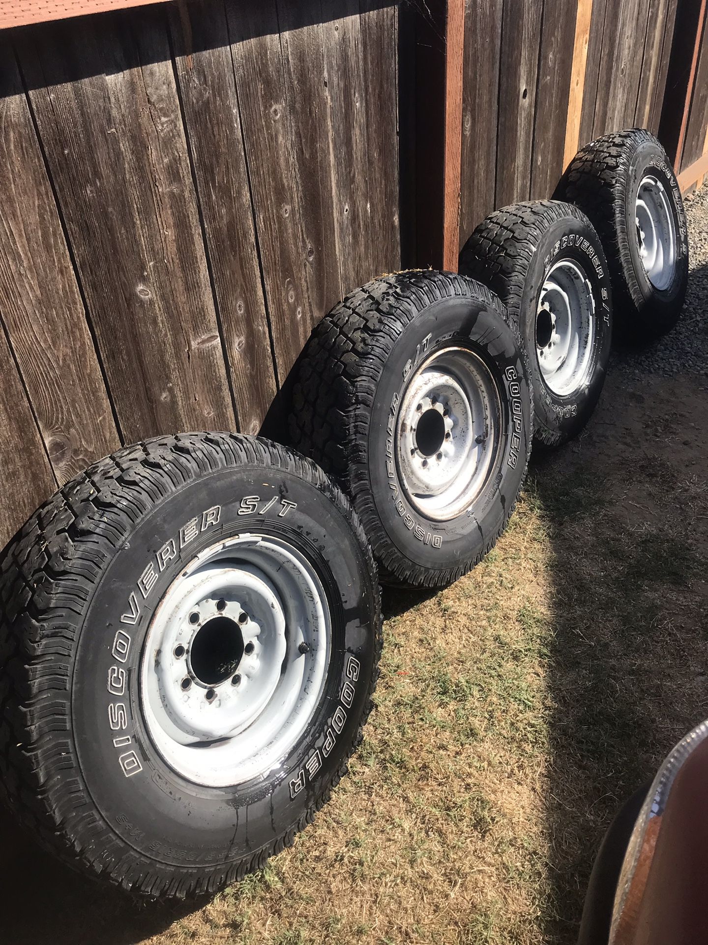 Ford 16” 8 lug Steel wheels with Tires 8000 miles