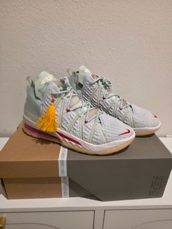 Nike LeBron XVIII EP “Pure Platinum/University Red” – Men’s Size 10.5 – NEW