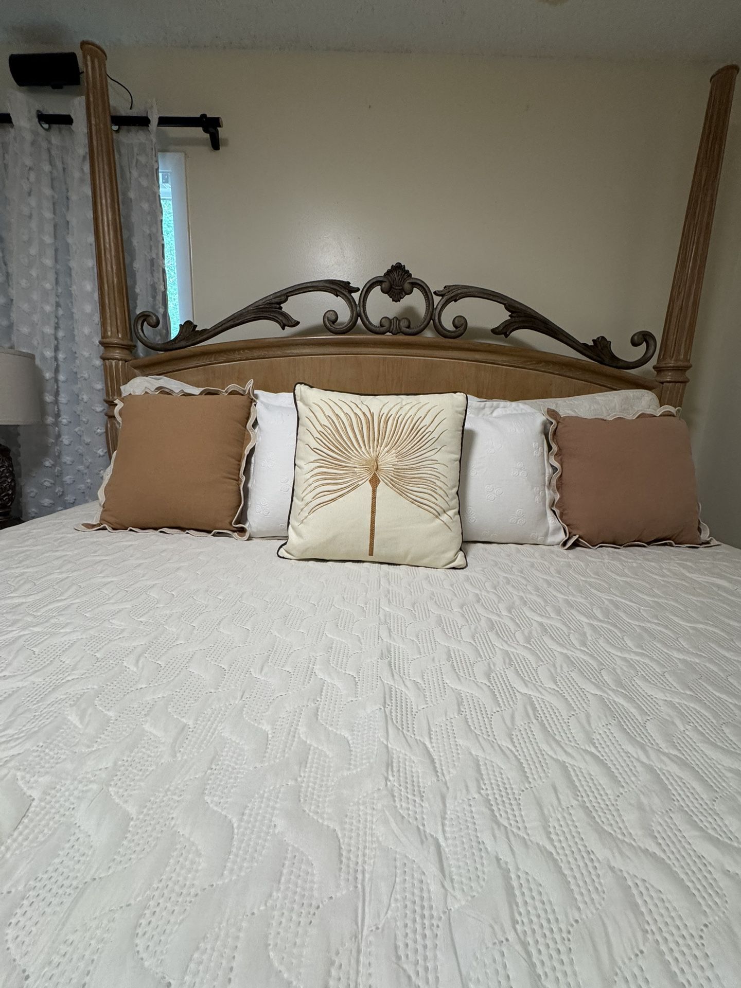 king bed