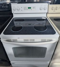 GE Glass Top Stove | $53 Down Available