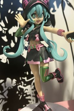 Hatsune Miku Figure