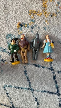 Wizard Of Oz Figurines 