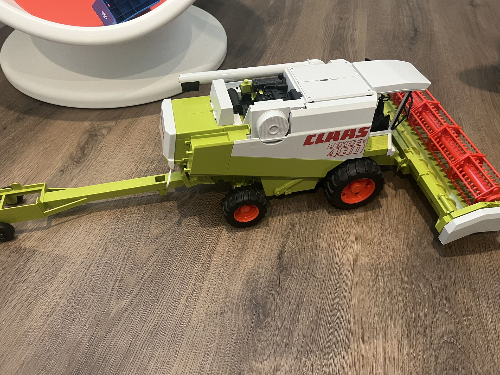 Brudder harvester Toy Truck