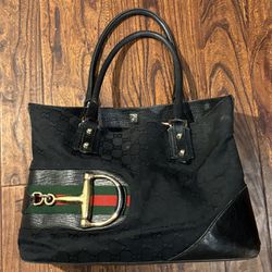 Gucci Horsbit Tote Bag . Black