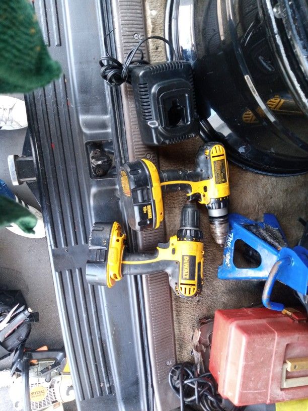 DeWalt Drills With Two Batteries And Charger
