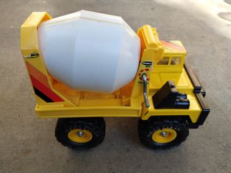 Vintage Remco Cement Mixer toy truck, pressed steel, 1980's