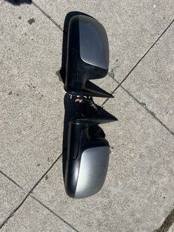 2003-2006 Yukon Driver & Passenger Mirrors