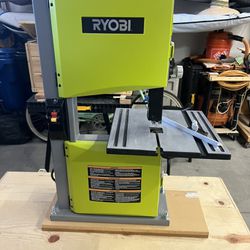 Ryobi 9 In Band Saw  2.5 Amp