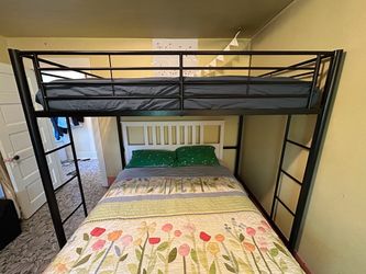 Full size loft bed with mattress