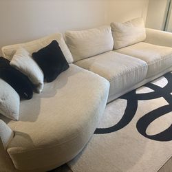 Stunning Modern Bouclé Curved Sectional – Like New!