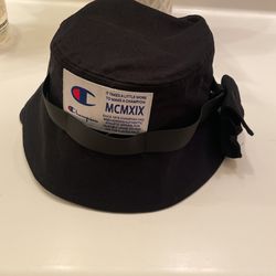 Champion Bucket Hat