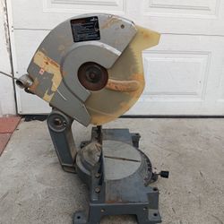 Makita Miter Saw