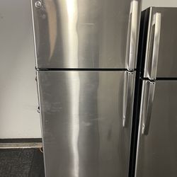 Ge Stainless Steel Top And Bottom Refrigerator 18 Cubic