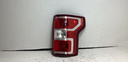 2018 2020 Ford F-150 right tail light (1CC)