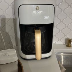 Coffee Maker Drew Barrimore