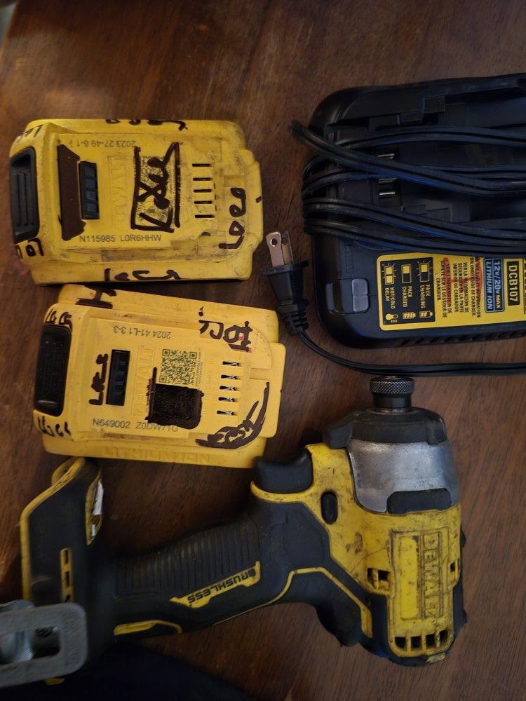 Dewalt Impact Screw Gun