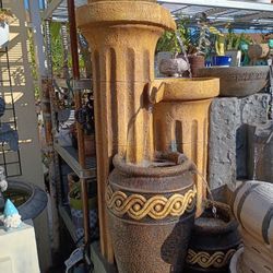 4 Feet Tall Gorgeous 😍🥰 Fountain ⛲