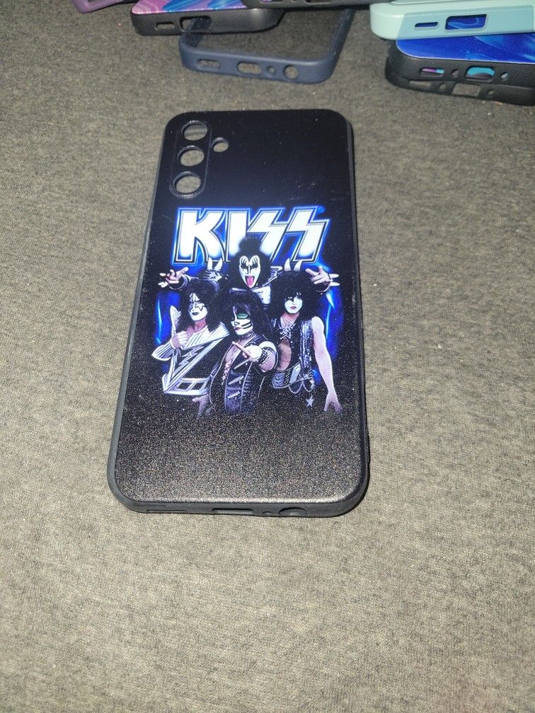 Kiss Phone Case
