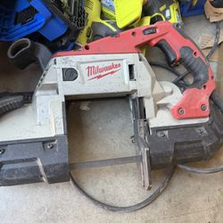 Milwaukee 11 Amp Deep Cut Variable Speed Band Saw corded 