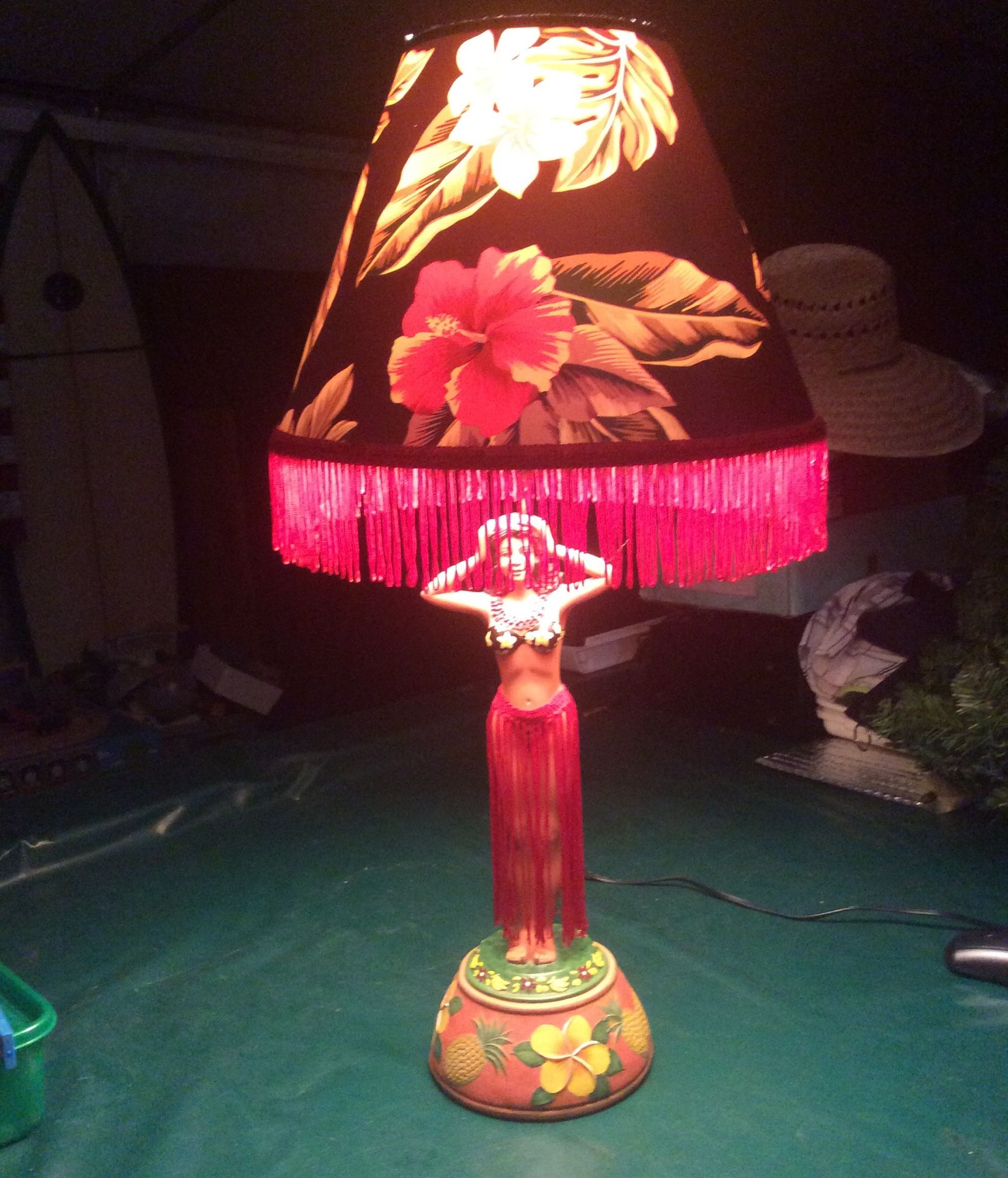 Hawaiian Hula Girl Lamp Awesome