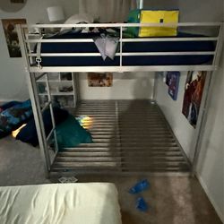 Full- bunk bed
