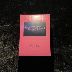 Valentino Donna Born In Roma Eau de Parfum.