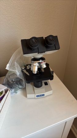 Microscope