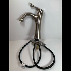 Kohler Single Handle Bathroom Faucet with Deckplate