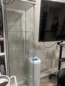 GLASS STORAGE