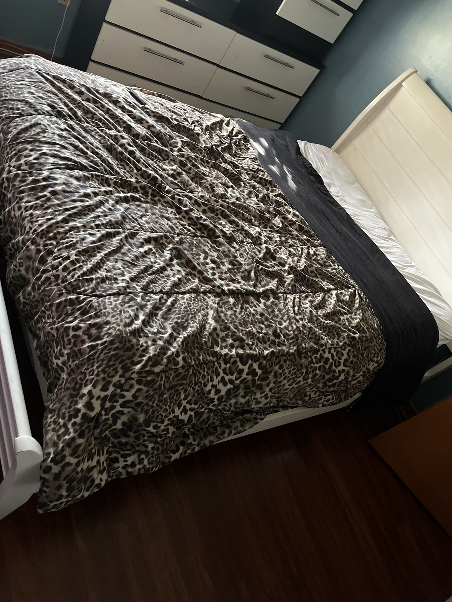 Complete Bedroom Set