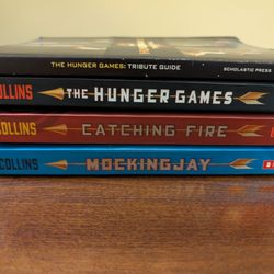 The Hunger Games Book Set Plus Tribute Guide
