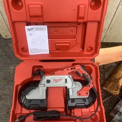 Milwaukee Band Saw - 11amp deep cut with hard case + 2 blades