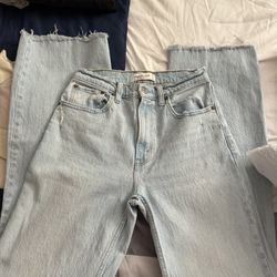Abercrombie The 90s Relaxed Jean