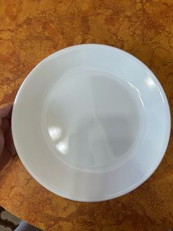 Moving Sale by 8/31/26: 4 Corelle Plates